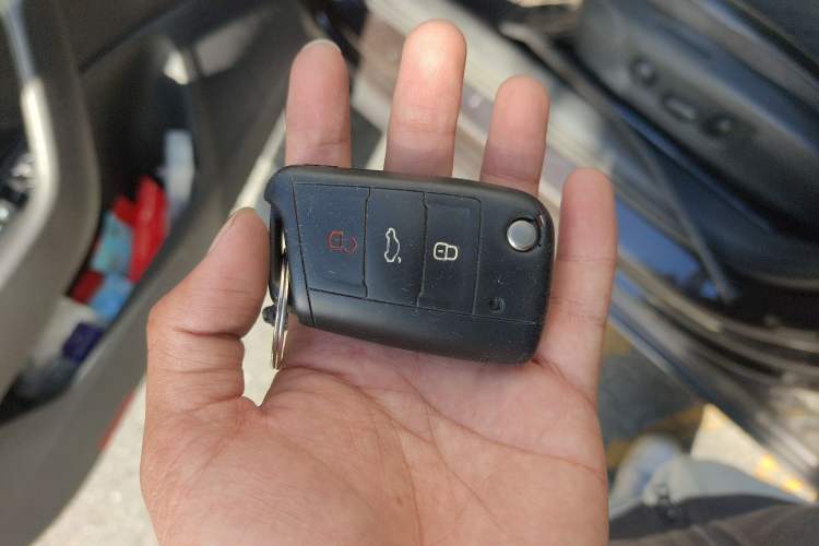Used Skoda Superb 2016 TSI280 DSG Innovation Edition Vehicle Key