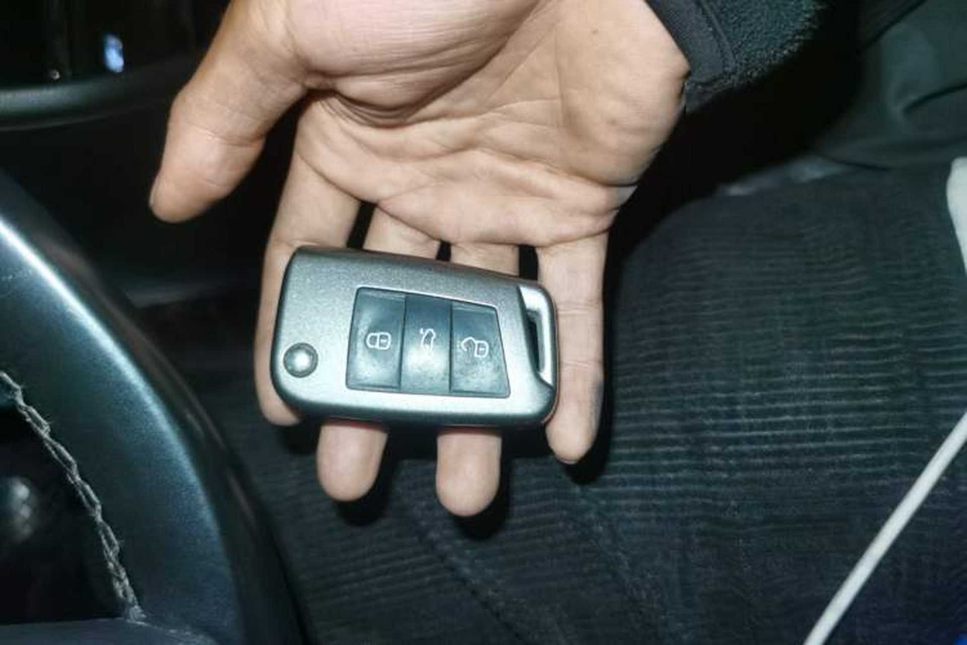 Used Skoda Superb 2016 TSI330 DSG Smart Drive Edition Vehicle Key