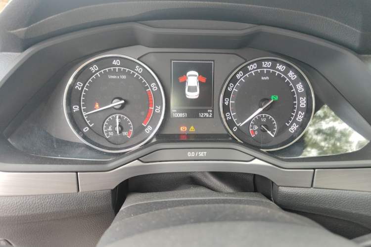 Used Skoda Superb 2016 TSI330 DSG Innovation Edition Instrument Cluster