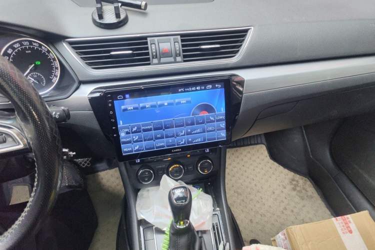 Used Skoda Superb 2016 TSI280 DSG Innovation Edition Audio And AC Panel