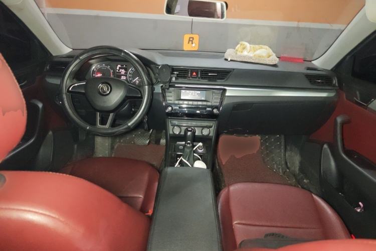 Used Skoda Superb 2016 TSI280 DSG Advanced Edition Center Console