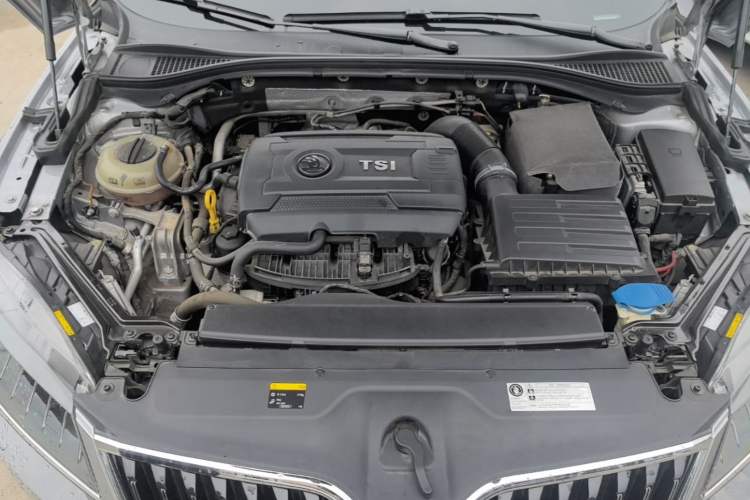 Used Skoda Superb 2016 TSI330 DSG Smart Drive Edition Engine Bay