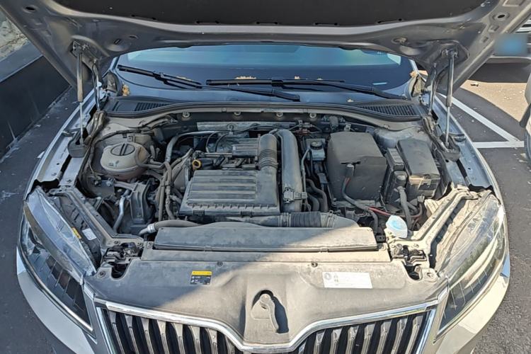 Used Skoda Superb 2016 TSI280 DSG Innovation Edition Engine Bay