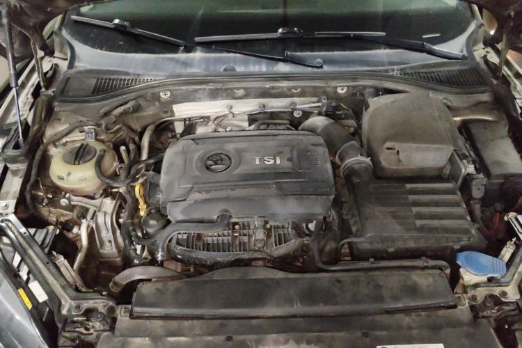 Used Skoda Superb 2016 TSI330 DSG Smart Drive Edition Engine Bay