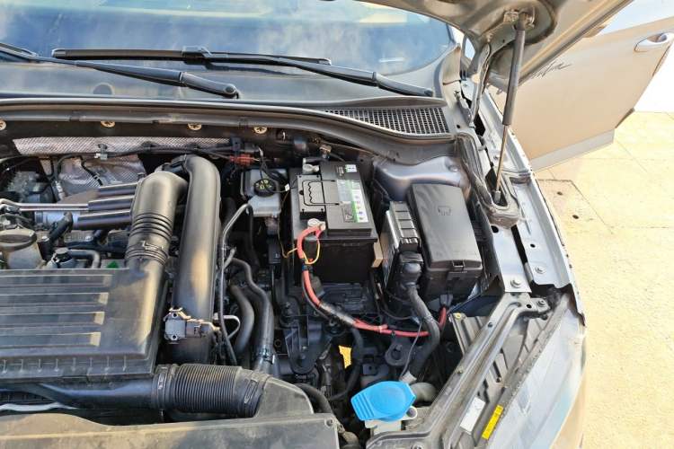 Used Skoda Superb 2016 TSI280 DSG Innovation Edition Engine Bay Left