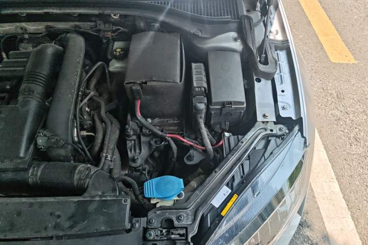 Used Skoda Superb 2016 TSI280 DSG Innovation Edition Engine Bay Left