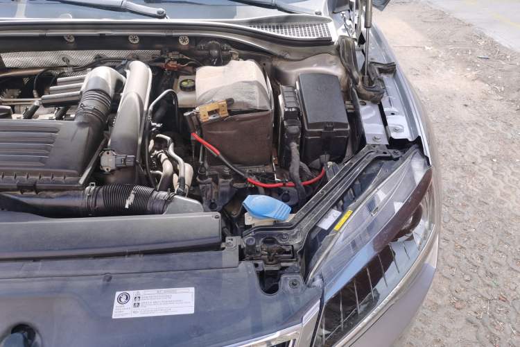 Used Skoda Superb 2016 TSI280 DSG Innovation Edition Engine Bay Left
