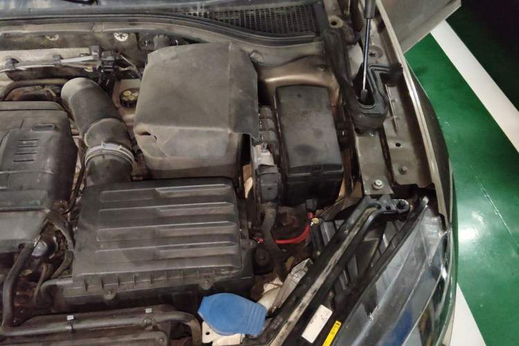 Used Skoda Superb 2016 TSI330 DSG Smart Drive Edition Engine Bay Left