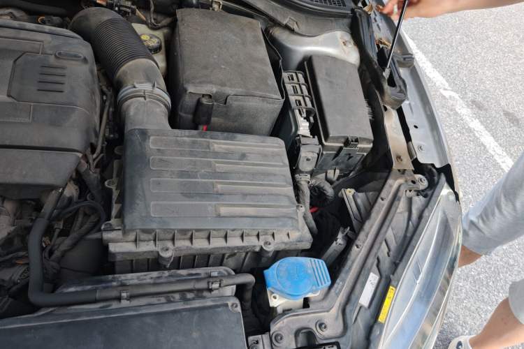 Used Skoda Superb 2016 TSI330 DSG Smart Drive Edition Engine Bay Left