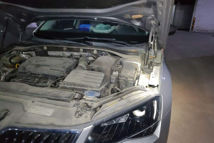 Used Skoda Superb 2016 Facelifted TSI380 DSG Prestige Edition Engine Bay Left