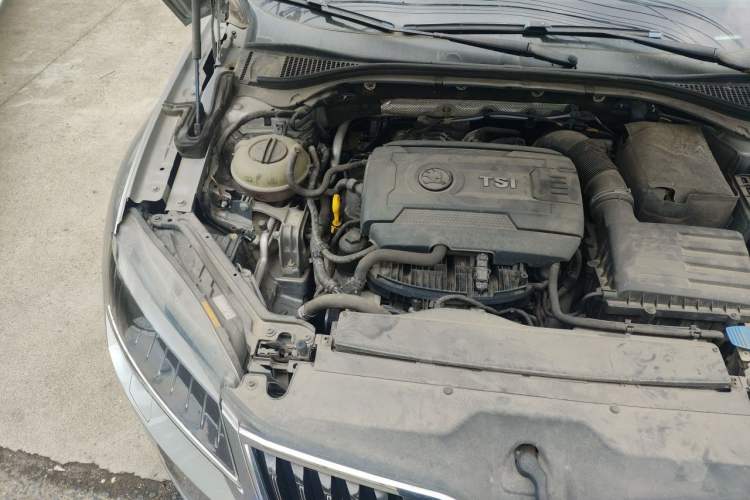 Used Skoda Superb 2016 TSI330 DSG Smart Drive Edition Engine Bay Right