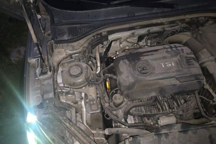 Used Skoda Superb 2016 TSI330 DSG Smart Drive Edition Engine Bay Right