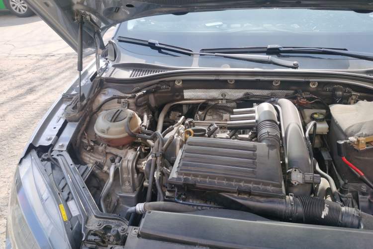 Used Skoda Superb 2016 TSI280 DSG Innovation Edition Engine Bay Right