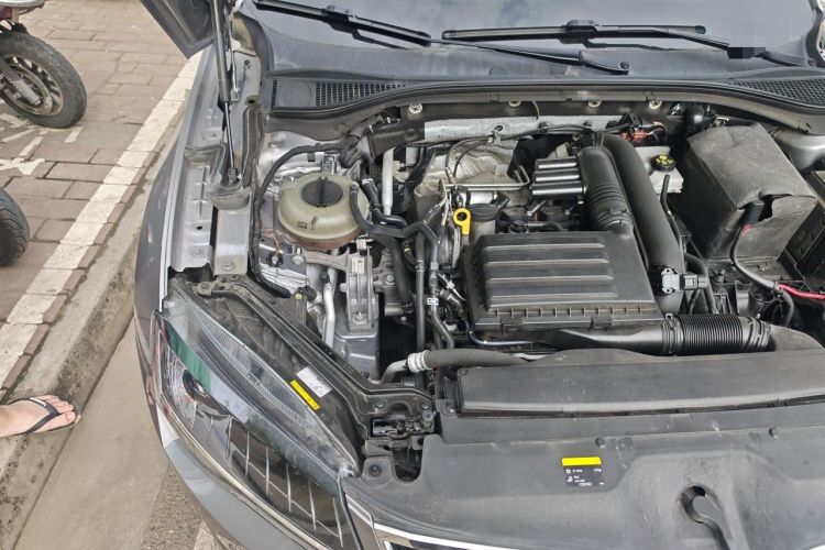 Used Skoda Superb 2016 TSI280 DSG Innovation Edition Engine Bay Right