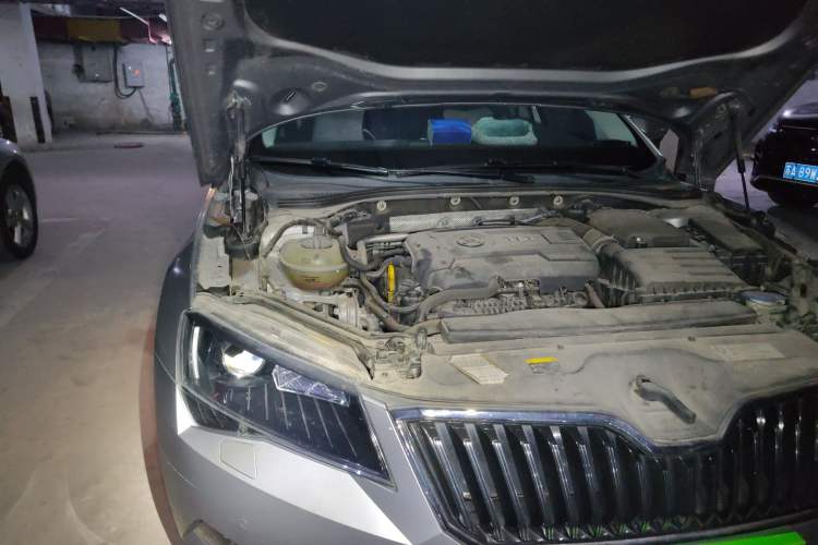 Used Skoda Superb 2016 Facelifted TSI380 DSG Prestige Edition Engine Bay Right