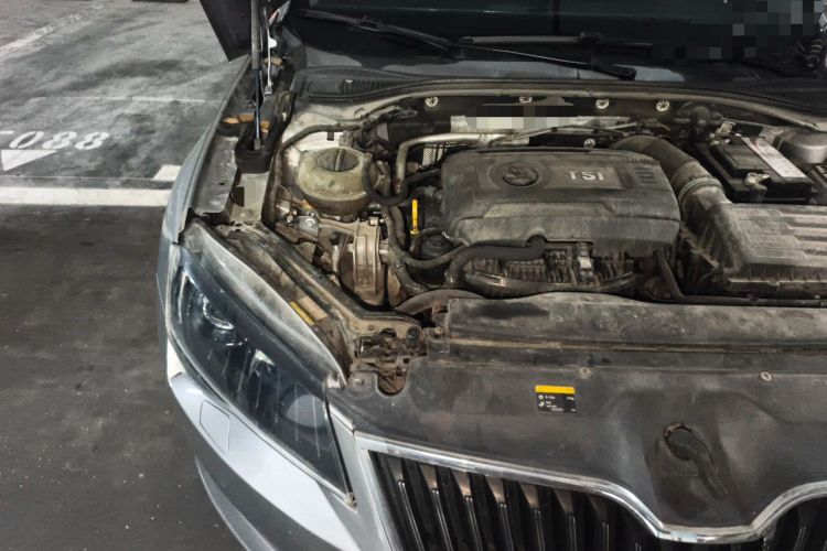Used Skoda Superb 2016 TSI330 DSG Smart Drive Edition Engine Bay Right