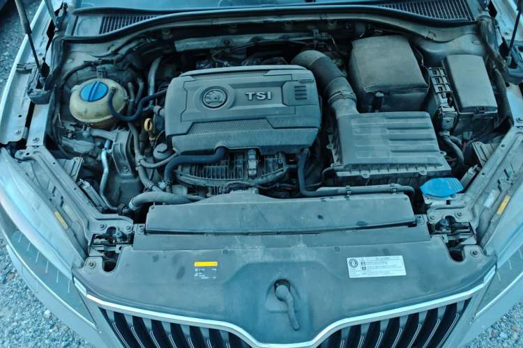 Used Skoda Superb 2016 TSI330 DSG Smart Drive Edition Engine Bay