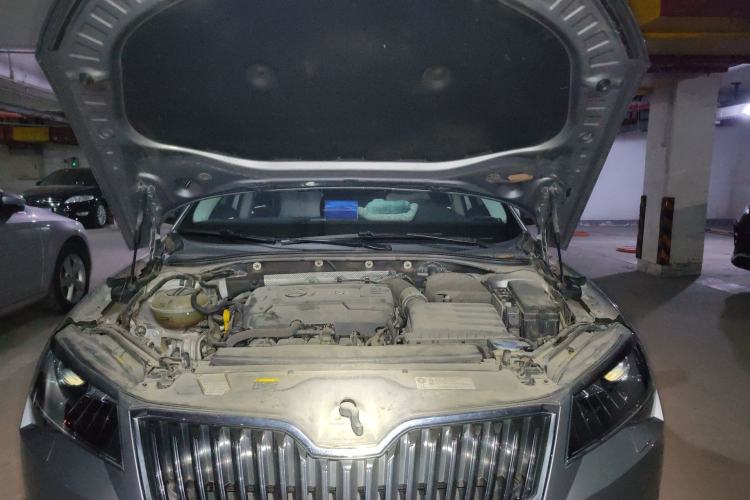 Used Skoda Superb 2016 Facelifted TSI380 DSG Prestige Edition Engine Bay