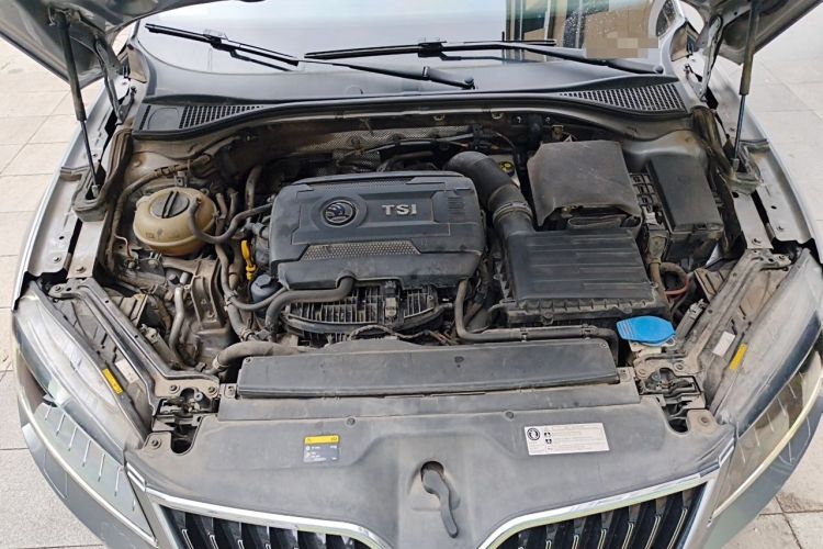 Used Skoda Superb 2016 TSI330 DSG Smart Drive Edition Engine Bay