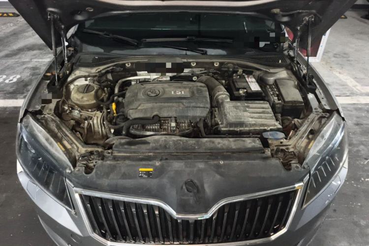 Used Skoda Superb 2016 TSI330 DSG Smart Drive Edition Engine Bay