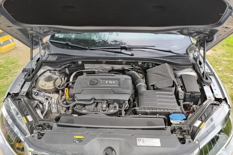 Used Skoda Superb 2016 TSI330 DSG Smart Drive Edition Engine Bay