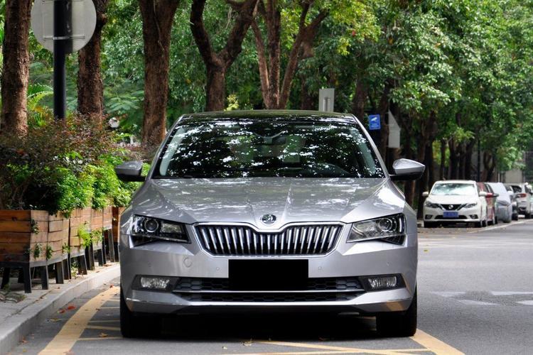 Used Skoda Superb 2016 TSI330 DSG Smart Drive Edition Exterior 2