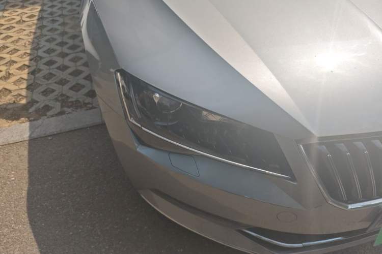 Used Skoda Superb 2016 TSI330 DSG Smart Drive Edition Exterior 6