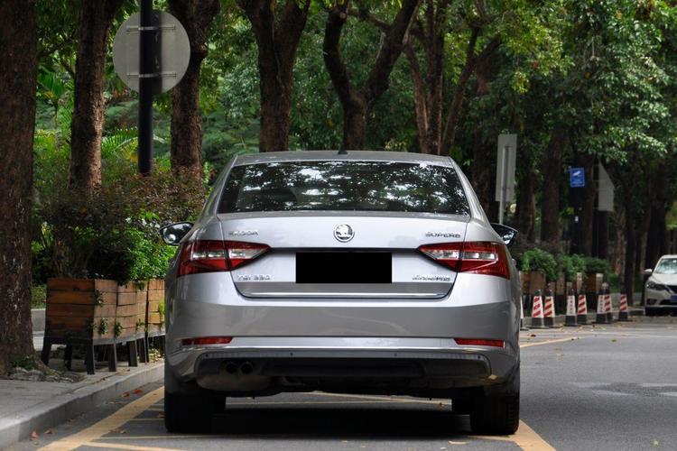 Used Skoda Superb 2016 TSI330 DSG Smart Drive Edition Exterior 6