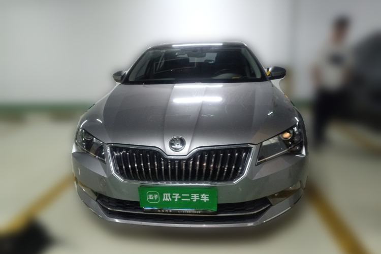 Used Skoda Superb 2016 TSI330 DSG Innovation Edition Front