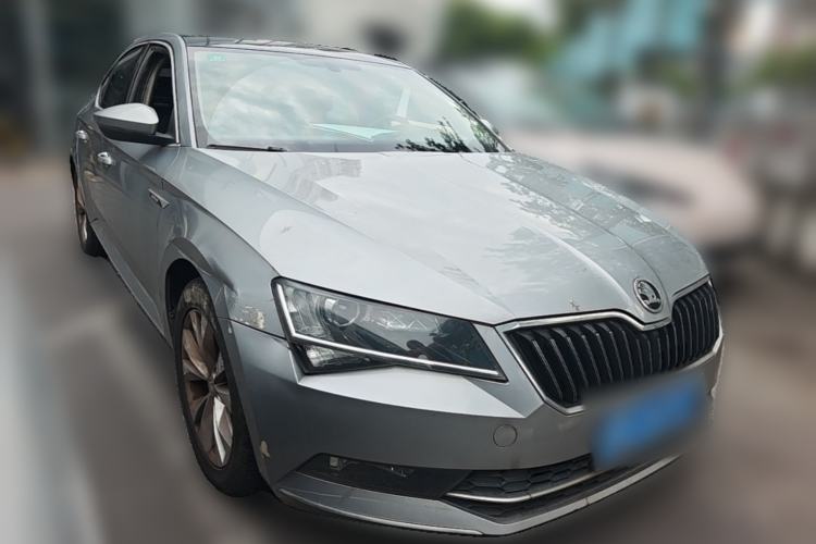 Used Skoda Superb 2016 TSI330 DSG Innovation Edition Front Right 45 Deg