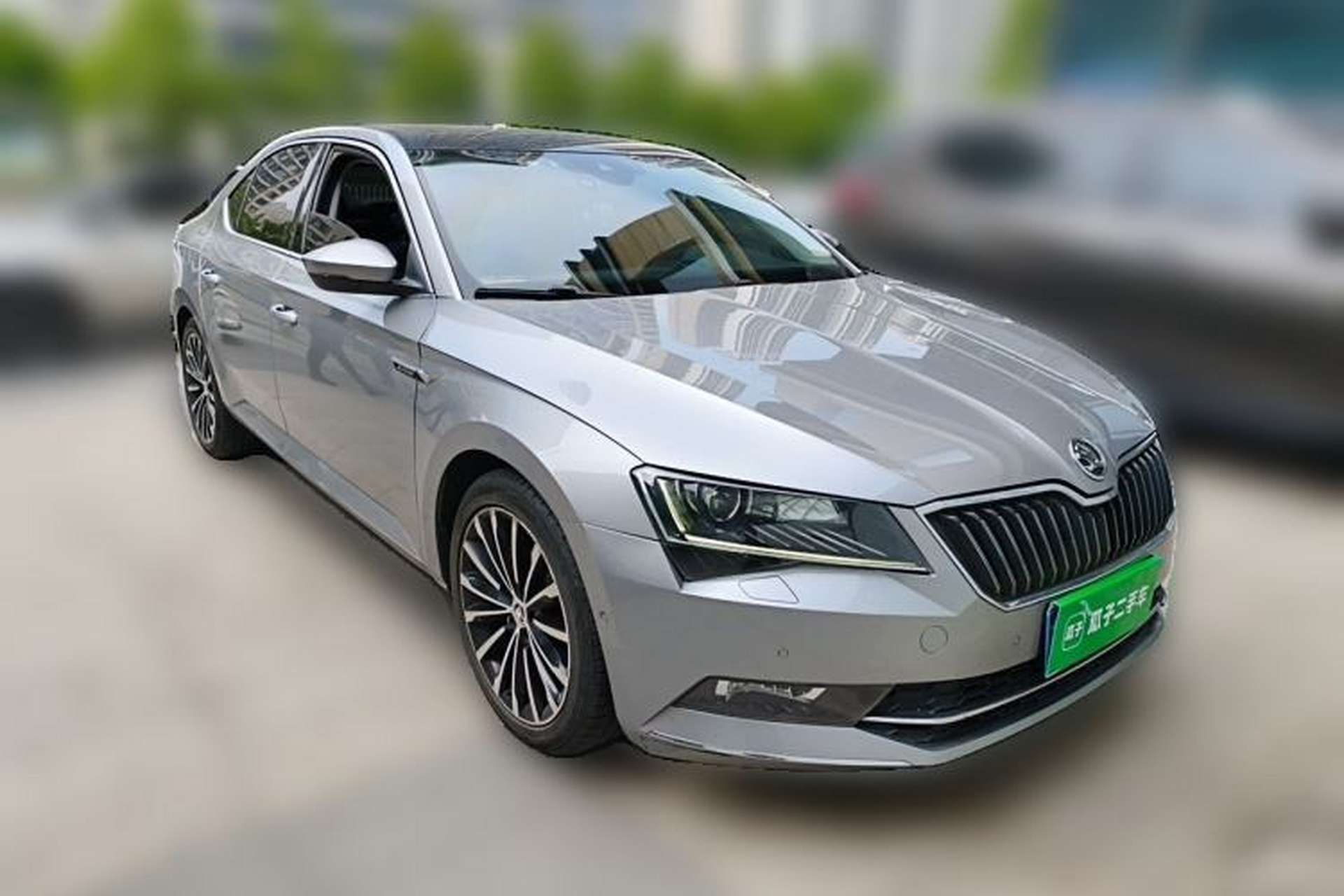 Used Skoda Superb 2016 TSI330 DSG Smart Drive Edition Front Right 45 Deg