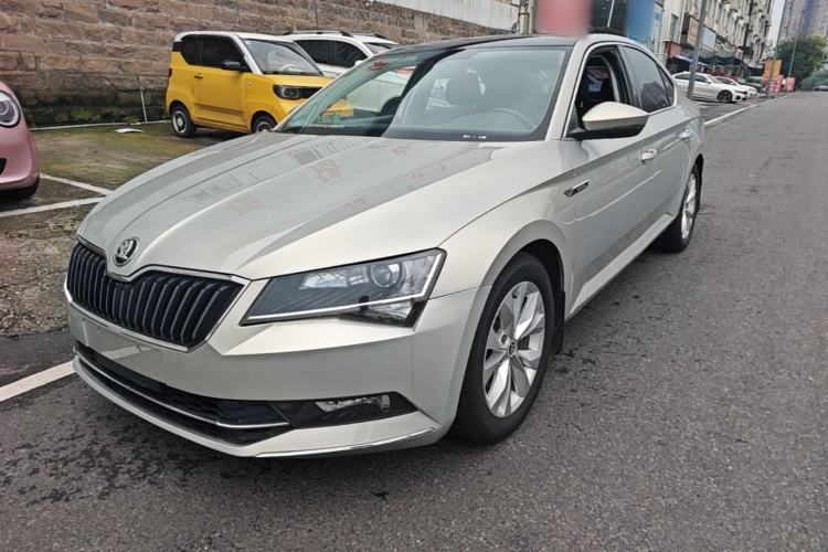 Used Skoda Superb 2016 TSI280 DSG Innovation Edition Guazi used car, China used car export, Used car for sale, Used cars, Cheapest cars for sale