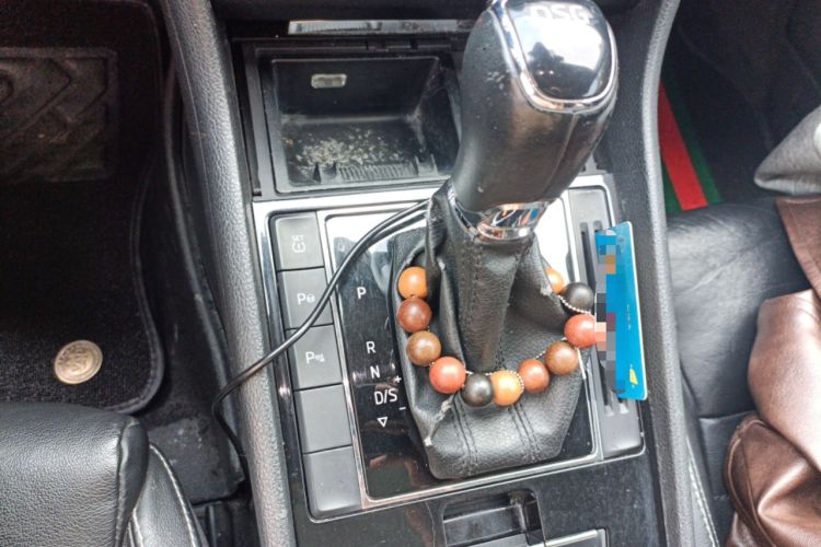 Used Skoda Superb 2016 TSI330 DSG Smart Drive Edition Gear Lever