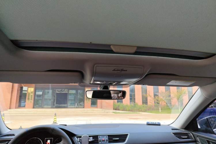Used Skoda Superb 2016 TSI280 DSG Innovation Edition Headliner
