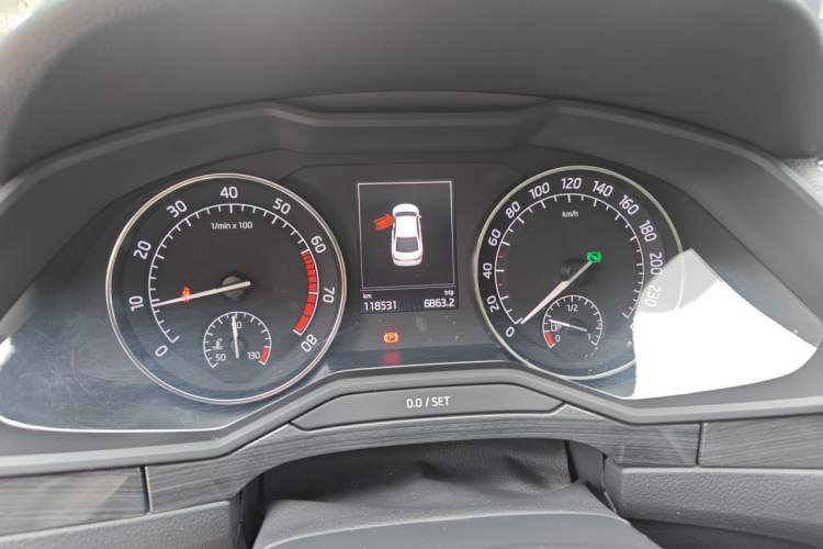 Used Skoda Superb 2016 TSI330 DSG Smart Drive Edition Instrument Cluster