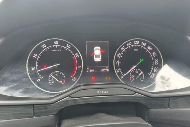 Used Skoda Superb 2016 TSI330 DSG Smart Drive Edition Instrument Cluster