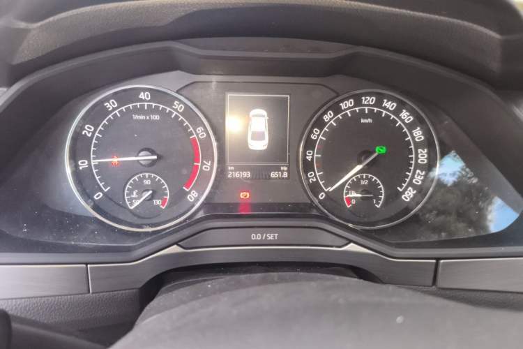 Used Skoda Superb 2016 TSI330 DSG Innovation Edition Instrument Cluster