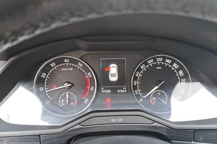 Used Skoda Superb 2016 TSI330 DSG Smart Drive Edition Instrument Cluster