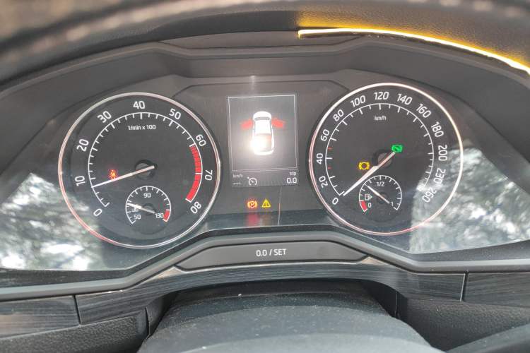 Used Skoda Superb 2016 TSI330 DSG Smart Drive Edition Instrument Cluster