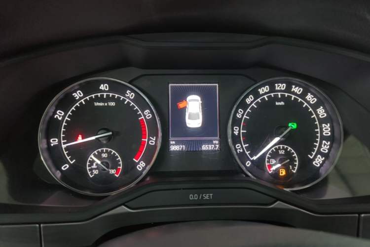 Used Skoda Superb 2016 TSI330 DSG Innovation Edition Instrument Cluster