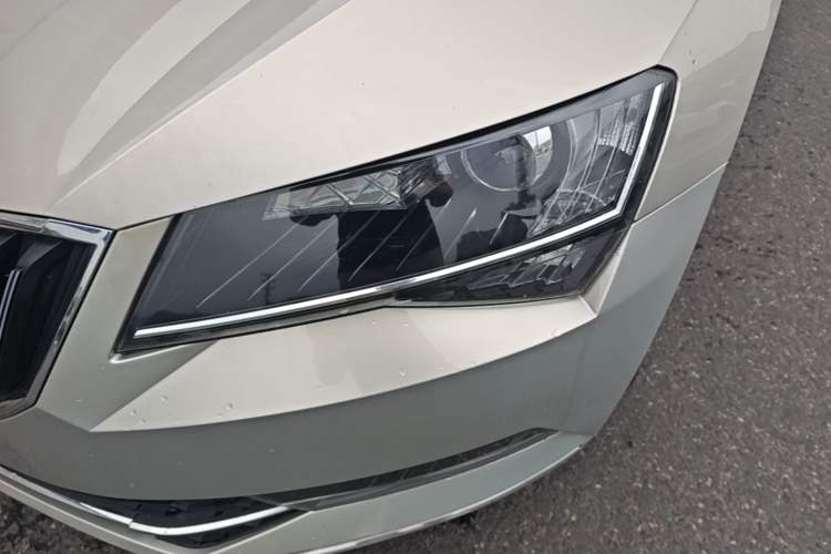 Used Skoda Superb 2016 TSI280 DSG Innovation Edition Left Front Headlight