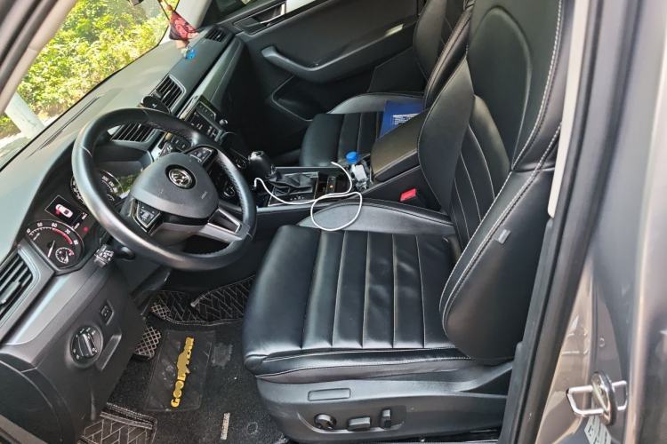 Used Skoda Superb 2016 TSI280 DSG Innovation Edition Left Front Seat
