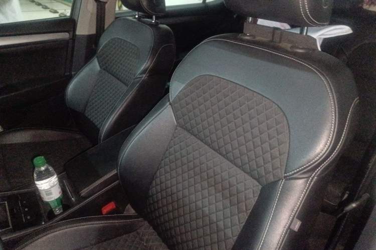 Used Skoda Superb 2016 TSI330 DSG Innovation Edition Left Front Seat