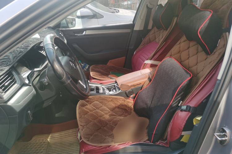 Used Skoda Superb 2016 TSI280 DSG Innovation Edition Left Front Seat