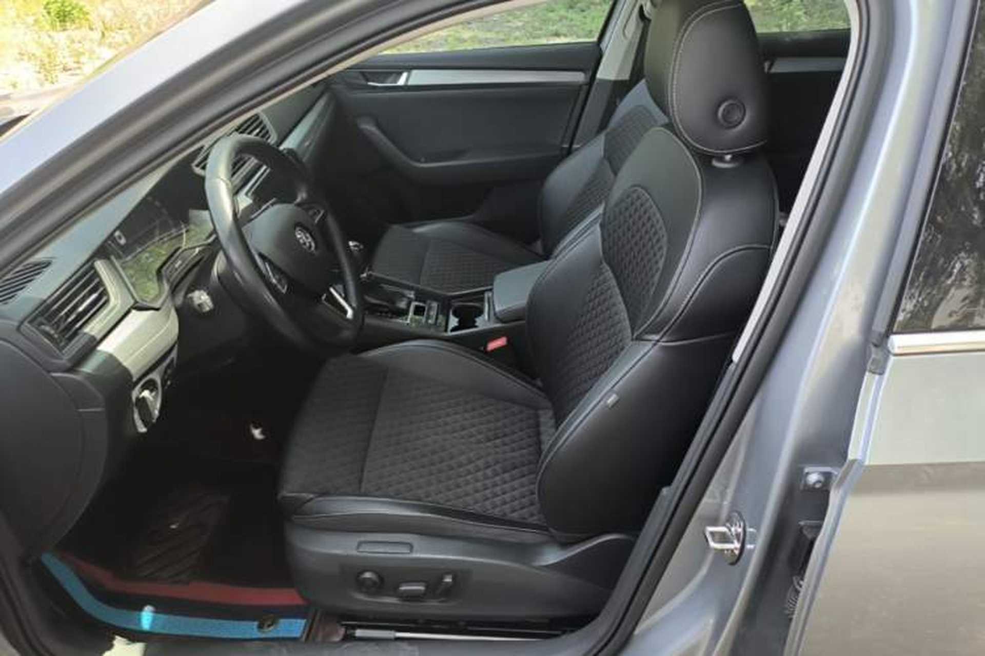 Used Skoda Superb 2016 TSI280 DSG Innovation Edition Left Front Seat