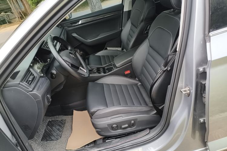 Used Skoda Superb 2016 TSI330 DSG Smart Drive Edition Left Front Seat