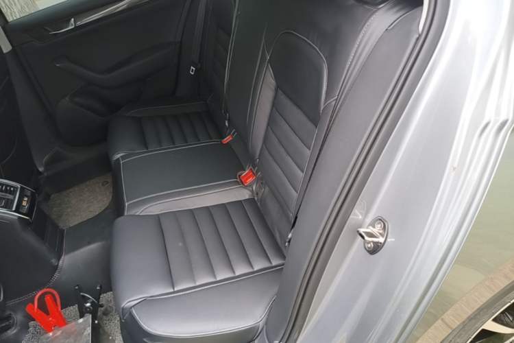 Used Skoda Superb 2016 TSI330 DSG Smart Drive Edition Left Rear Seat
