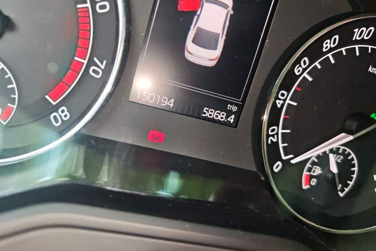Used Skoda Superb 2016 TSI280 DSG Innovation Edition Odometer Close Up