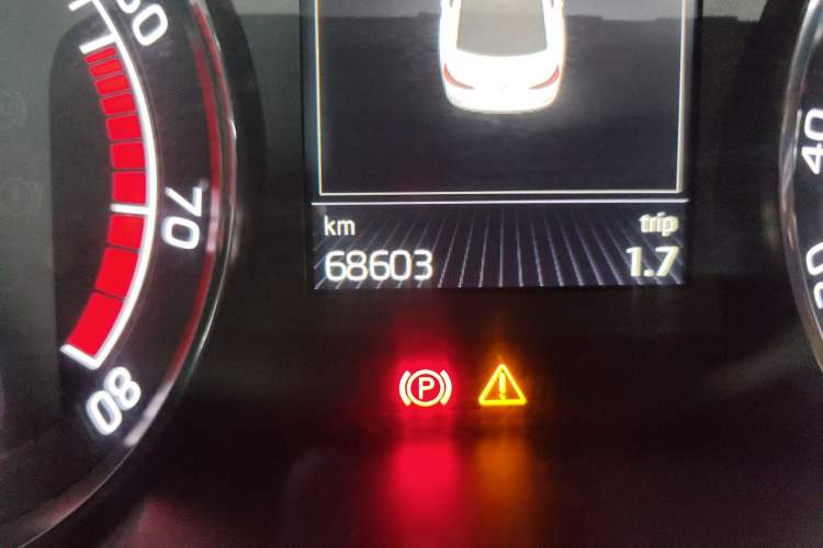 Used Skoda Superb 2016 Facelifted TSI380 DSG Prestige Edition Odometer Close Up
