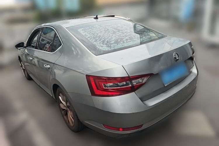 Used Skoda Superb 2016 TSI330 DSG Innovation Edition Rear Left 45 Deg